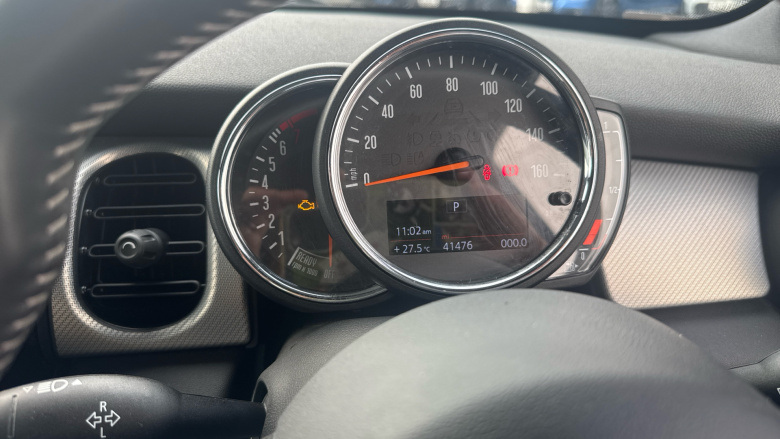 MINI Hatchback 1.5 Cooper Exclusive 5dr Auto Petrol Hatchback